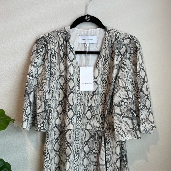 LES REVERIES Flutter Sleeve Long Wrap Dress - Picture 9 of 13